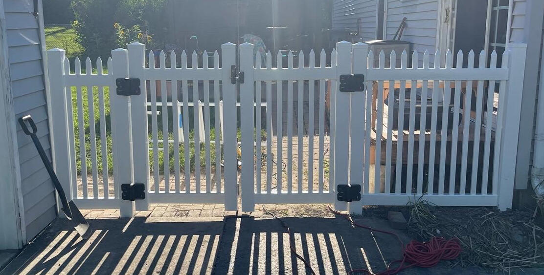 Vinyl Fence Installation Bloomingdale IL