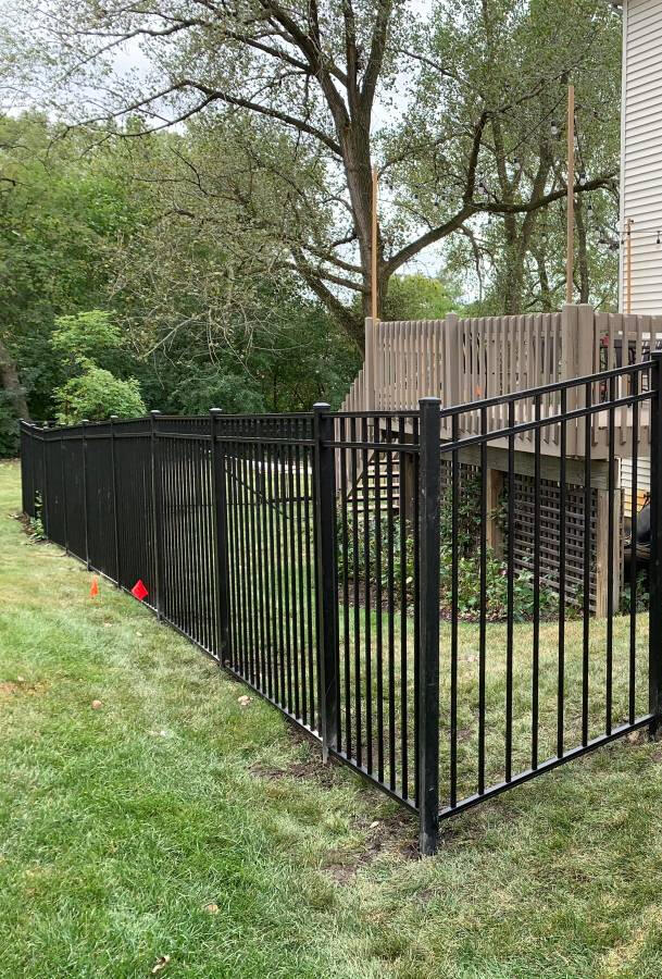 Aluminum Fence Company Bloomingdale IL